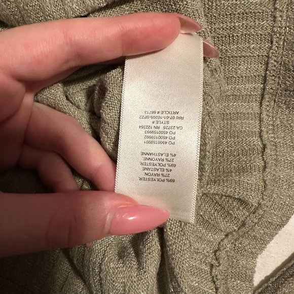 Wilfred Free TAMU TURTLENECK- DRY BASIL GREEN - (Size Medium) - Picture 7 of 7